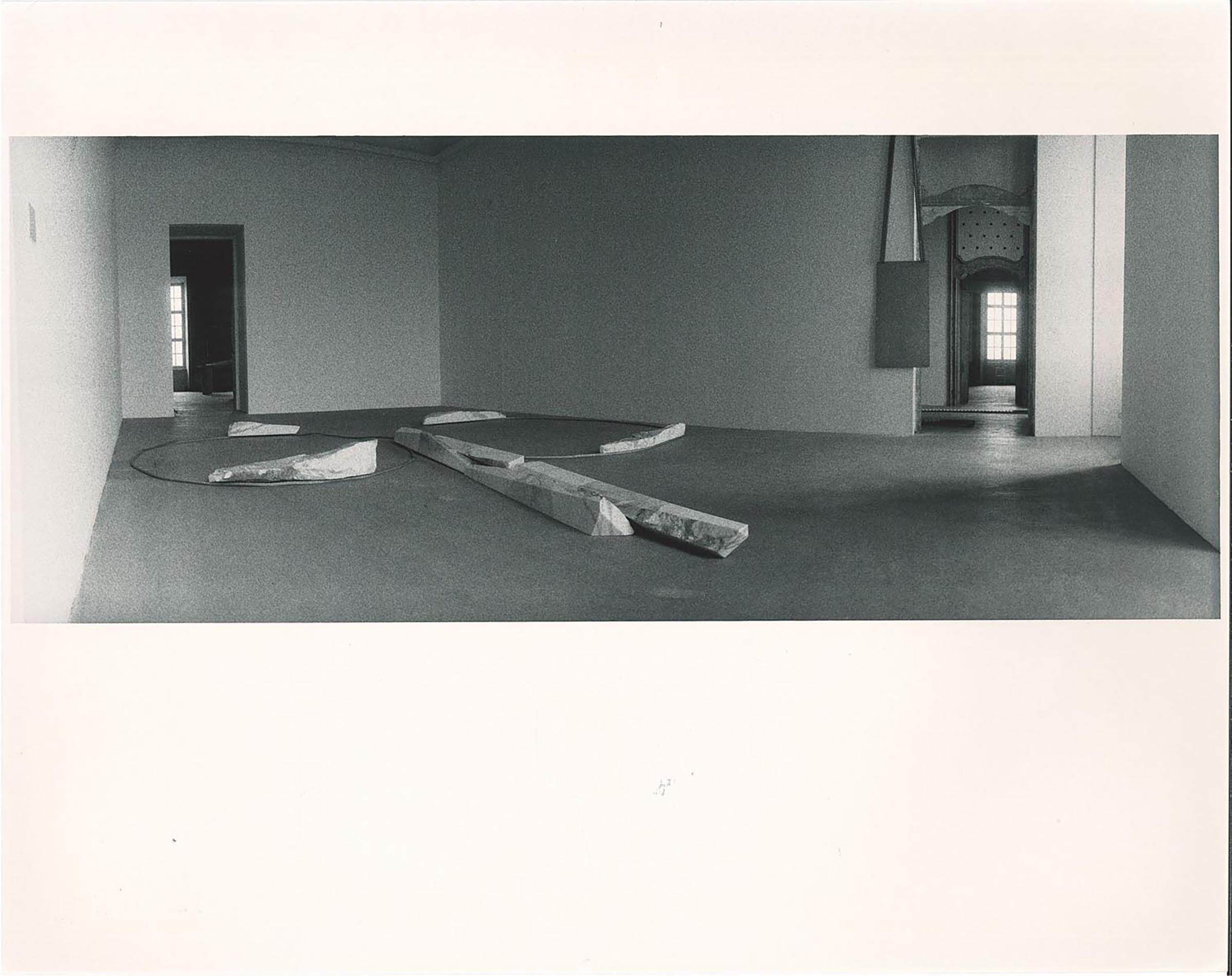 Luciano Fabro, Lu0027infinito, 1989 e Effimero, 1989